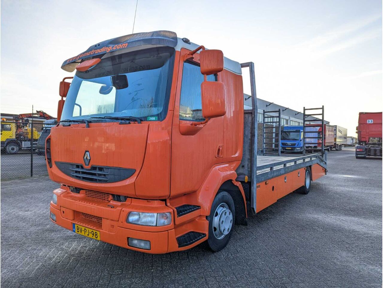 2008 RENAULT MIDLUM 220 RAMP - Φορτηγό: φωτογραφία 1 2008 RENAULT MIDLUM 220 RAMP - Φορτηγό: φωτογραφία 1