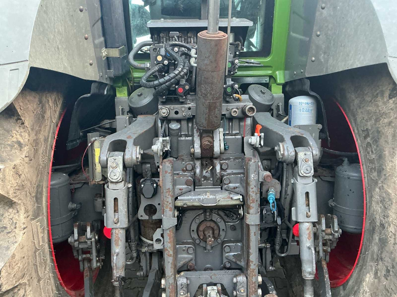 Τρακτέρ 2010 FENDT 930 VARIO ALL-WHEEL DRIVE FARM TRACTOR: φωτογραφία 26 Τρακτέρ 2010 FENDT 930 VARIO ALL-WHEEL DRIVE FARM TRACTOR: φωτογραφία 26