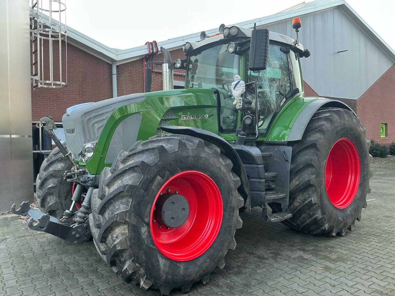 2010 FENDT 930 VARIO ALL-WHEEL DRIVE FARM TRACTOR - Τρακτέρ: φωτογραφία 1 2010 FENDT 930 VARIO ALL-WHEEL DRIVE FARM TRACTOR - Τρακτέρ: φωτογραφία 1