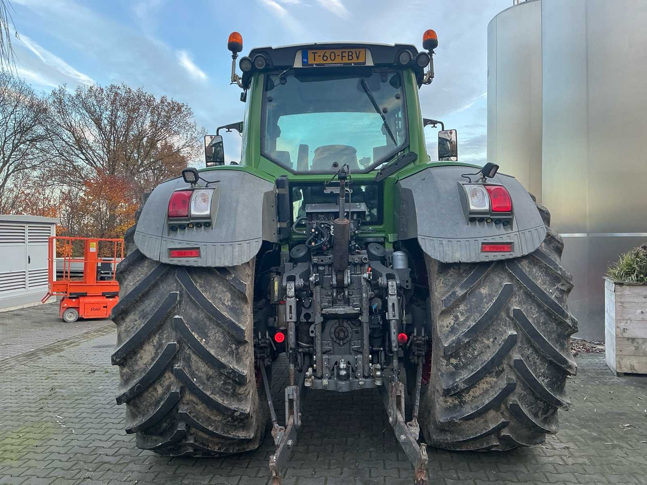 2010 FENDT 930 VARIO ALL-WHEEL DRIVE FARM TRACTOR - Τρακτέρ: φωτογραφία 4 2010 FENDT 930 VARIO ALL-WHEEL DRIVE FARM TRACTOR - Τρακτέρ: φωτογραφία 4