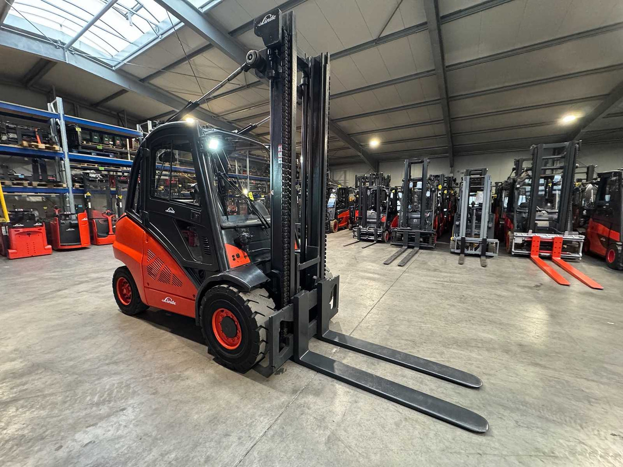 2011 LINDE H50D 5.000KG 3.+4TH VALVE DIESEL FORKLIFT FORKLIFT - Περονοφόρο όχημα: φωτογραφία 4 2011 LINDE H50D 5.000KG 3.+4TH VALVE DIESEL FORKLIFT FORKLIFT - Περονοφόρο όχημα: φωτογραφία 4