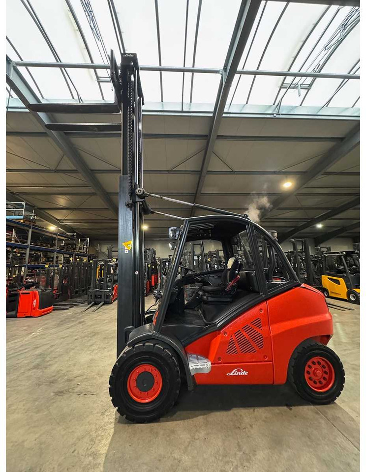 2011 LINDE H50D 5.000KG 3.+4TH VALVE DIESEL FORKLIFT FORKLIFT - Περονοφόρο όχημα: φωτογραφία 3 2011 LINDE H50D 5.000KG 3.+4TH VALVE DIESEL FORKLIFT FORKLIFT - Περονοφόρο όχημα: φωτογραφία 3