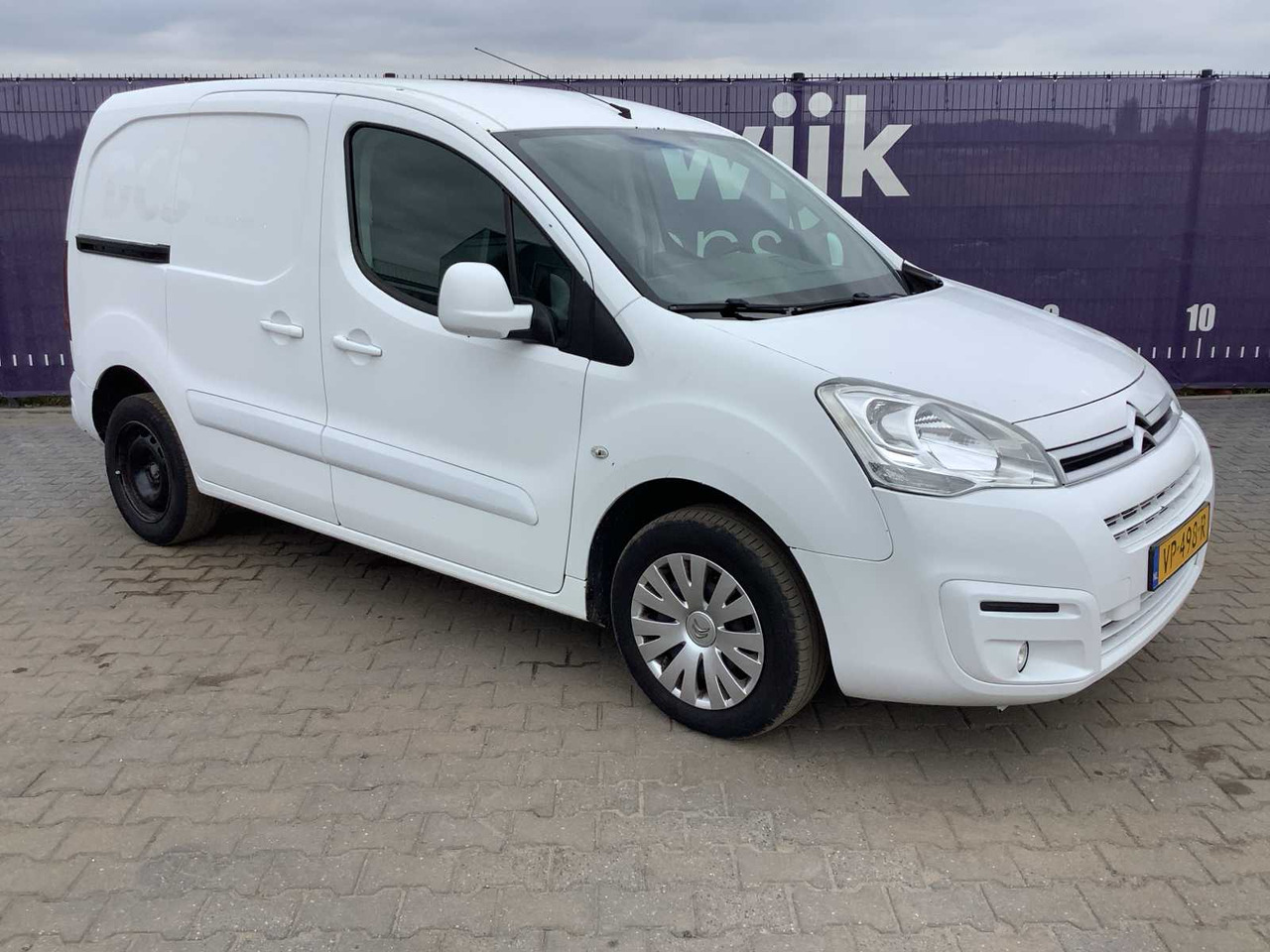 2015 - CITROEN - BERLINGO - 1.6 HDI 90 COMFORT - COMMERCIAL VEHICLE - Ελαφρύ επαγγελματικό: φωτογραφία 2 2015 - CITROEN - BERLINGO - 1.6 HDI 90 COMFORT - COMMERCIAL VEHICLE - Ελαφρύ επαγγελματικό: φωτογραφία 2