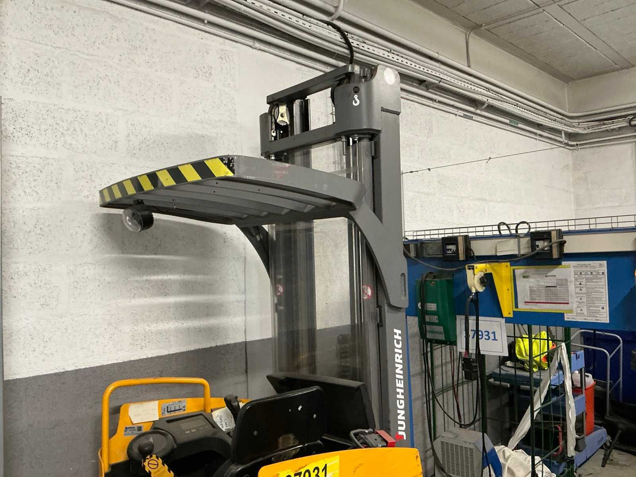 2016 JUNGHEINRICH ESC 316Z FORKLIFT - Περονοφόρο όχημα: φωτογραφία 2 2016 JUNGHEINRICH ESC 316Z FORKLIFT - Περονοφόρο όχημα: φωτογραφία 2