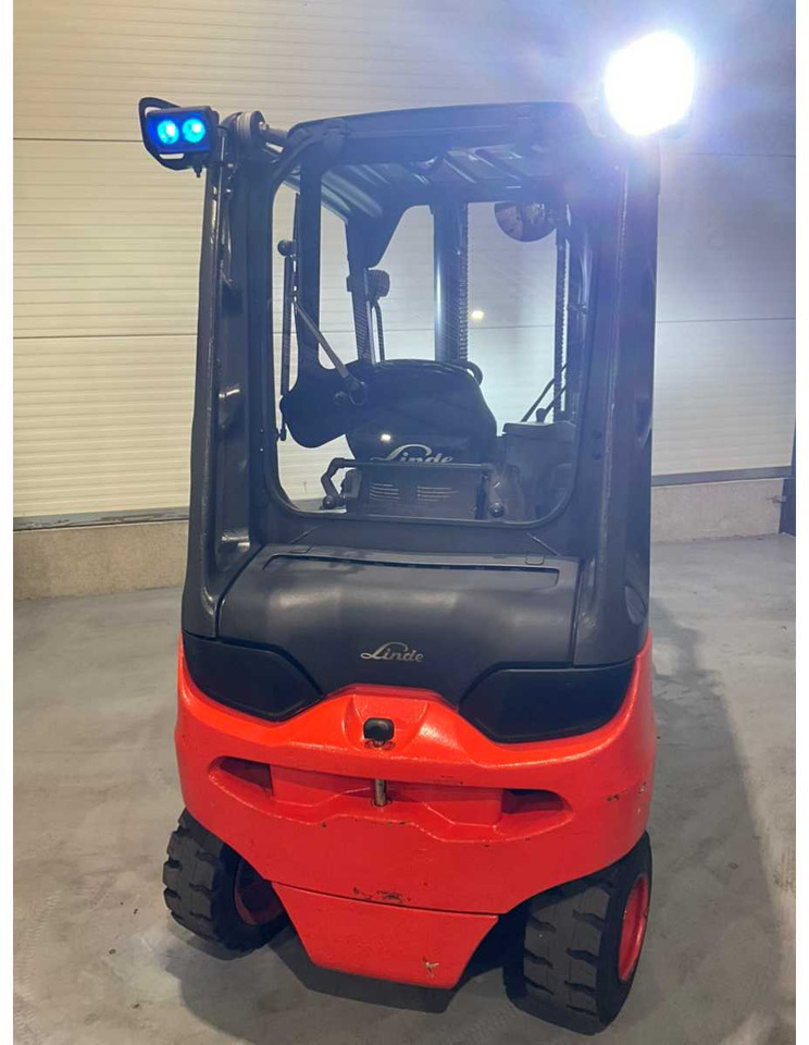 2017 LINDE E30L-01 3000KG FORKLIFT - Περονοφόρο όχημα: φωτογραφία 4 2017 LINDE E30L-01 3000KG FORKLIFT - Περονοφόρο όχημα: φωτογραφία 4