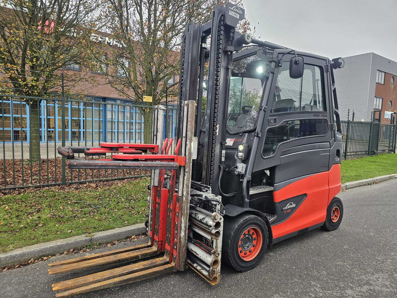 2020 LINDE E45HL-01/600 4500KG MULTI FORK POSITIONER WITH CLAMP FORKLIFT - Περονοφόρο όχημα: φωτογραφία 2 2020 LINDE E45HL-01/600 4500KG MULTI FORK POSITIONER WITH CLAMP FORKLIFT - Περονοφόρο όχημα: φωτογραφία 2