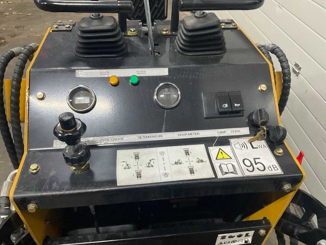 2025 JINING LIHUS HEAVY LRT 360 SKID STEER LOADER - Ερπυστριοφόρος μικρός φορτωτής: φωτογραφία 4 2025 JINING LIHUS HEAVY LRT 360 SKID STEER LOADER - Ερπυστριοφόρος μικρός φορτωτής: φωτογραφία 4