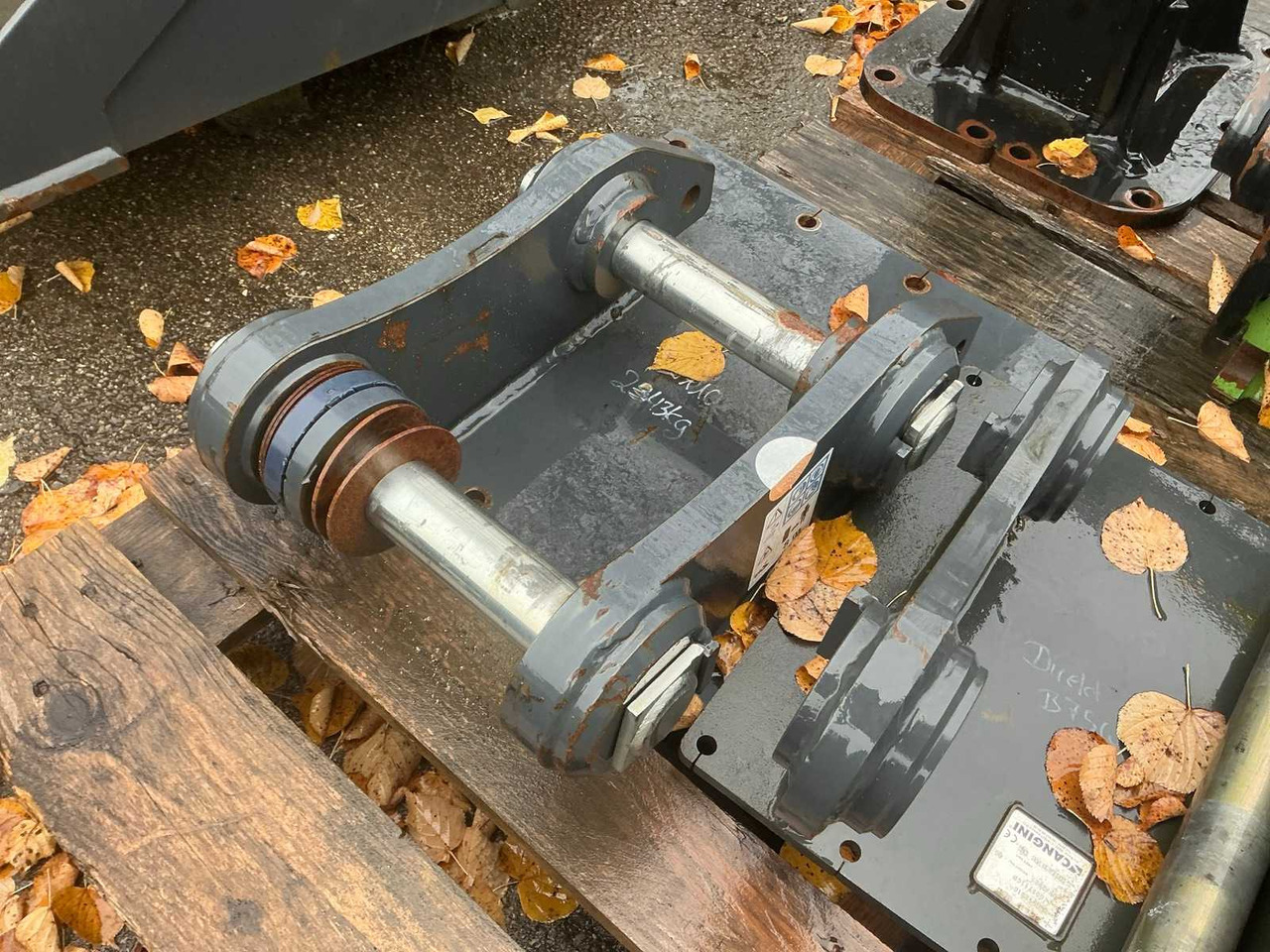 ADAPTER PLATE WITH BOLT HOLDER - Ελαστιχοφόρος φορτωτής: φωτογραφία 3 ADAPTER PLATE WITH BOLT HOLDER - Ελαστιχοφόρος φορτωτής: φωτογραφία 3