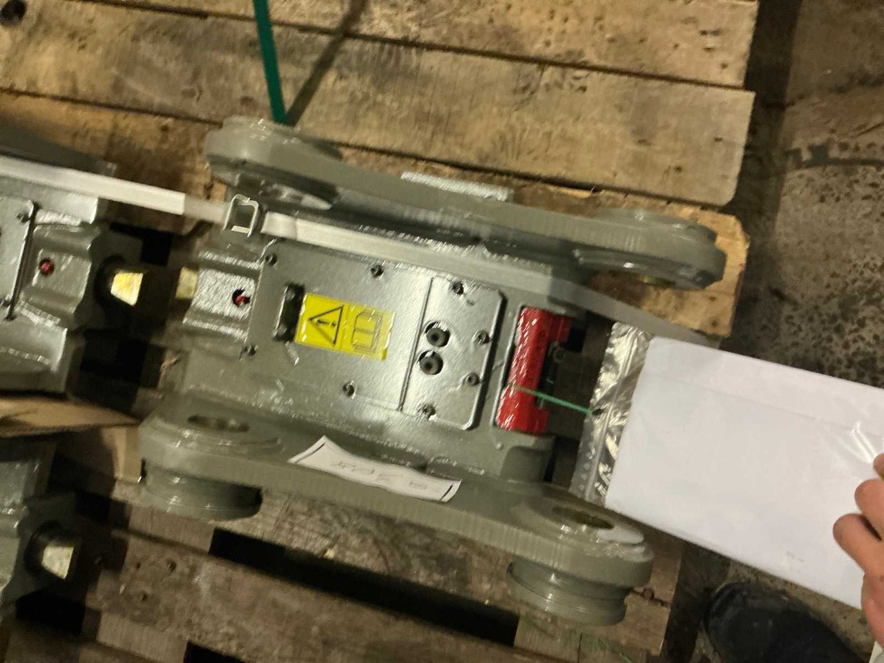 ARDEN - QA23-H095 - 2025 - QUICK COUPLER, HYDR. - Ελαστιχοφόρος φορτωτής: φωτογραφία 5 ARDEN - QA23-H095 - 2025 - QUICK COUPLER, HYDR. - Ελαστιχοφόρος φορτωτής: φωτογραφία 5