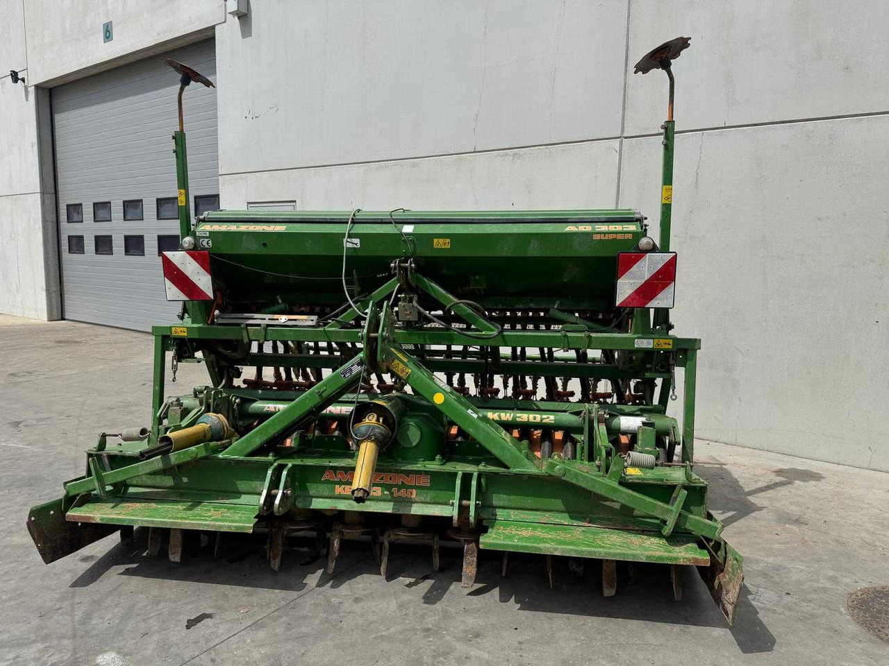 Amazone KE303-AD303 - Σπαρτική μηχανή ακριβείας: φωτογραφία 2 Amazone KE303-AD303 - Σπαρτική μηχανή ακριβείας: φωτογραφία 2
