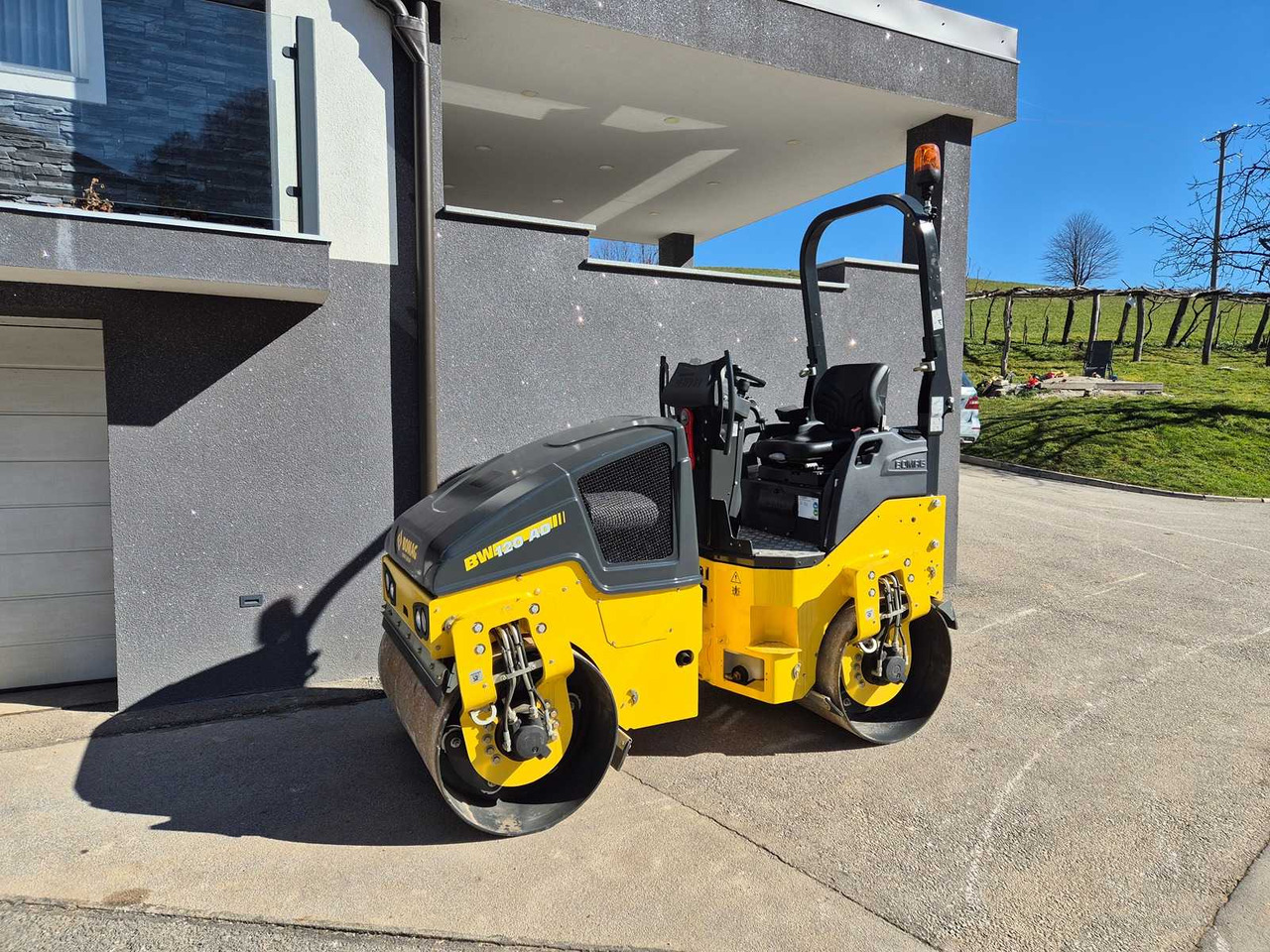 BOMAG BW 120 AD-5 - Ασφαλτικός οδοστρωτήρας: φωτογραφία 1 BOMAG BW 120 AD-5 - Ασφαλτικός οδοστρωτήρας: φωτογραφία 1