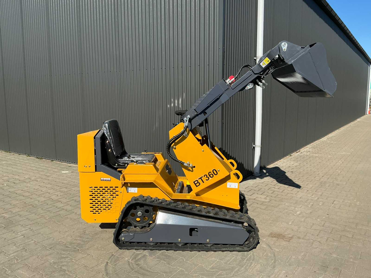 Bison Tek BT360 - Φορτωτής πλάγιας ολίσθησης: φωτογραφία 5 Bison Tek BT360 - Φορτωτής πλάγιας ολίσθησης: φωτογραφία 5