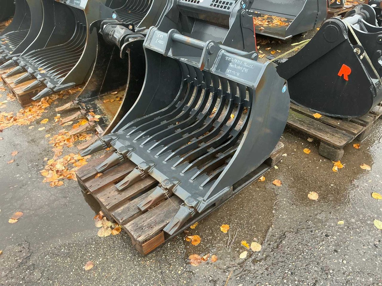 CANGHINI - VE73 - 2021 - SIEVE SPOON - 1000MM - TOOTH TYPE 5X DTE19 - S45 - Ελαστιχοφόρος φορτωτής: φωτογραφία 1 CANGHINI - VE73 - 2021 - SIEVE SPOON - 1000MM - TOOTH TYPE 5X DTE19 - S45 - Ελαστιχοφόρος φορτωτής: φωτογραφία 1