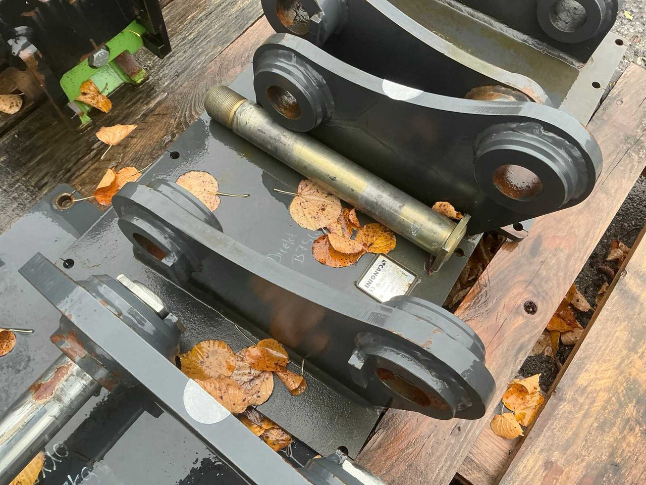 CANGINI - 2021 - ADAPTER PLATE WITH BOLT MOUNT - Ελαστιχοφόρος φορτωτής: φωτογραφία 2 CANGINI - 2021 - ADAPTER PLATE WITH BOLT MOUNT - Ελαστιχοφόρος φορτωτής: φωτογραφία 2