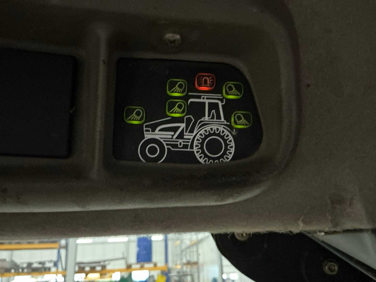 Τρακτέρ CASE IH MXU125 ALL-WHEEL DRIVE FARM TRACTOR: φωτογραφία 25