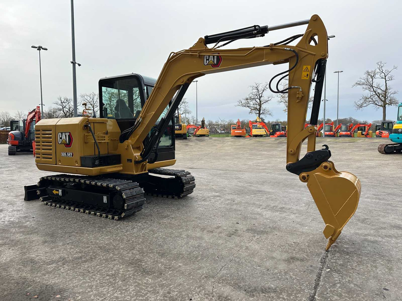 CATERPILLAR - 2017 - 305.5E2 - MIDI EXCAVATOR - Εκσκαφέας: φωτογραφία 3 CATERPILLAR - 2017 - 305.5E2 - MIDI EXCAVATOR - Εκσκαφέας: φωτογραφία 3