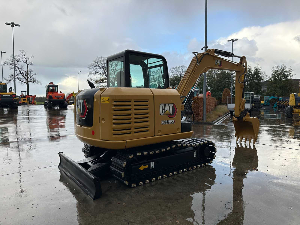 CATERPILLAR - 2017 - 305.5E2 - MIDI EXCAVATOR - Εκσκαφέας: φωτογραφία 4 CATERPILLAR - 2017 - 305.5E2 - MIDI EXCAVATOR - Εκσκαφέας: φωτογραφία 4