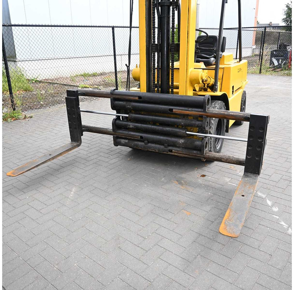 CLARK - FORKLIFT - Περονοφόρο όχημα: φωτογραφία 4 CLARK - FORKLIFT - Περονοφόρο όχημα: φωτογραφία 4