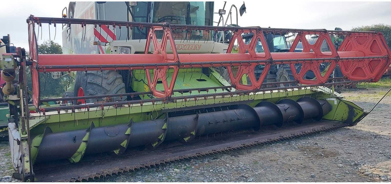Claas V600 - Θεριζοαλωνιστική μηχανή: φωτογραφία 2 Claas V600 - Θεριζοαλωνιστική μηχανή: φωτογραφία 2
