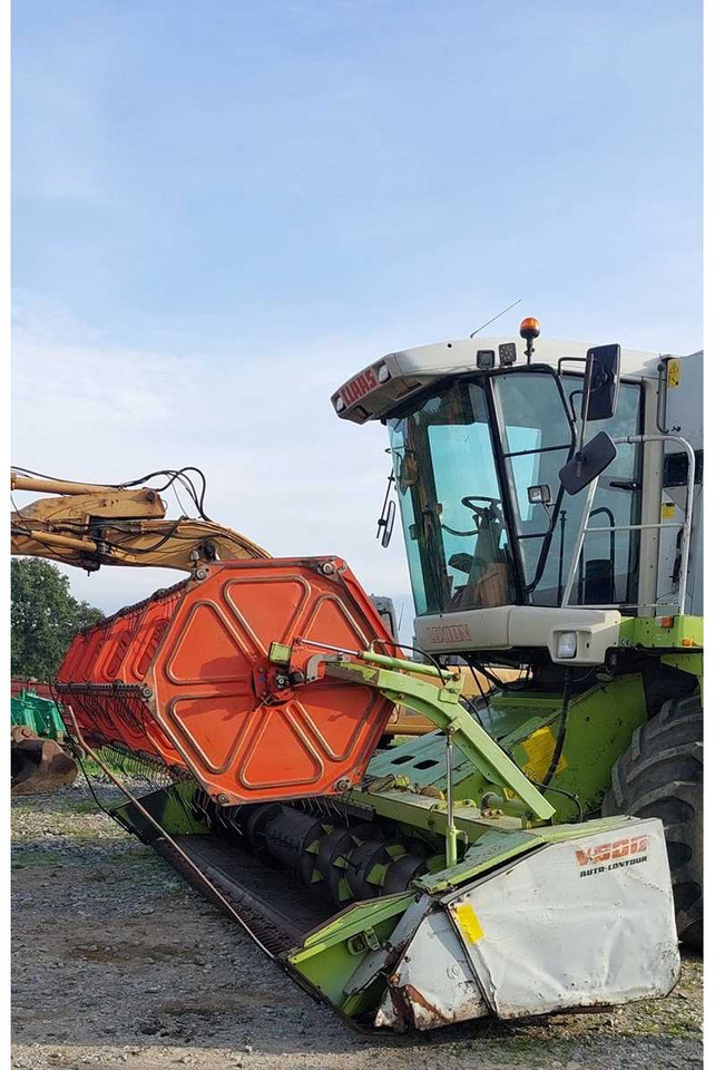Claas V600 - Θεριζοαλωνιστική μηχανή: φωτογραφία 4 Claas V600 - Θεριζοαλωνιστική μηχανή: φωτογραφία 4