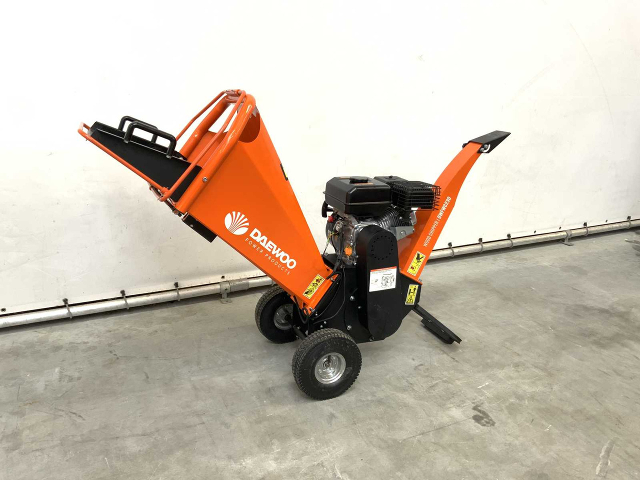 Daewoo DWFWC230 - Θρυμματιστής: φωτογραφία 1 Daewoo DWFWC230 - Θρυμματιστής: φωτογραφία 1