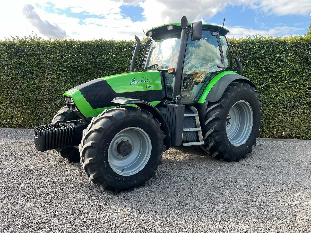 Deutz Fahr Agrotron 130 - Τρακτέρ: φωτογραφία 1 Deutz Fahr Agrotron 130 - Τρακτέρ: φωτογραφία 1