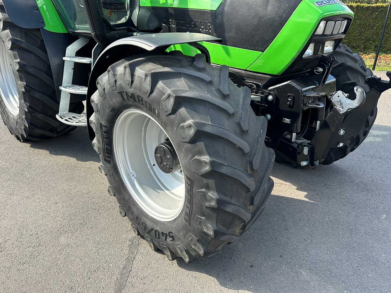 Deutz-Fahr Agrotron 165.7 - Τρακτέρ: φωτογραφία 5 Deutz-Fahr Agrotron 165.7 - Τρακτέρ: φωτογραφία 5