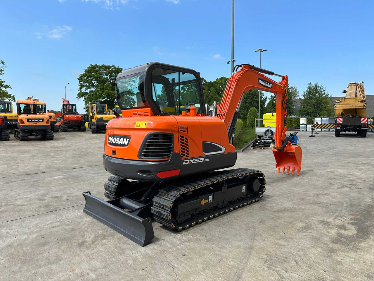 Doosan DX55-9C - Ερπυστριοφόρος εκσκαφέας: φωτογραφία 4 Doosan DX55-9C - Ερπυστριοφόρος εκσκαφέας: φωτογραφία 4