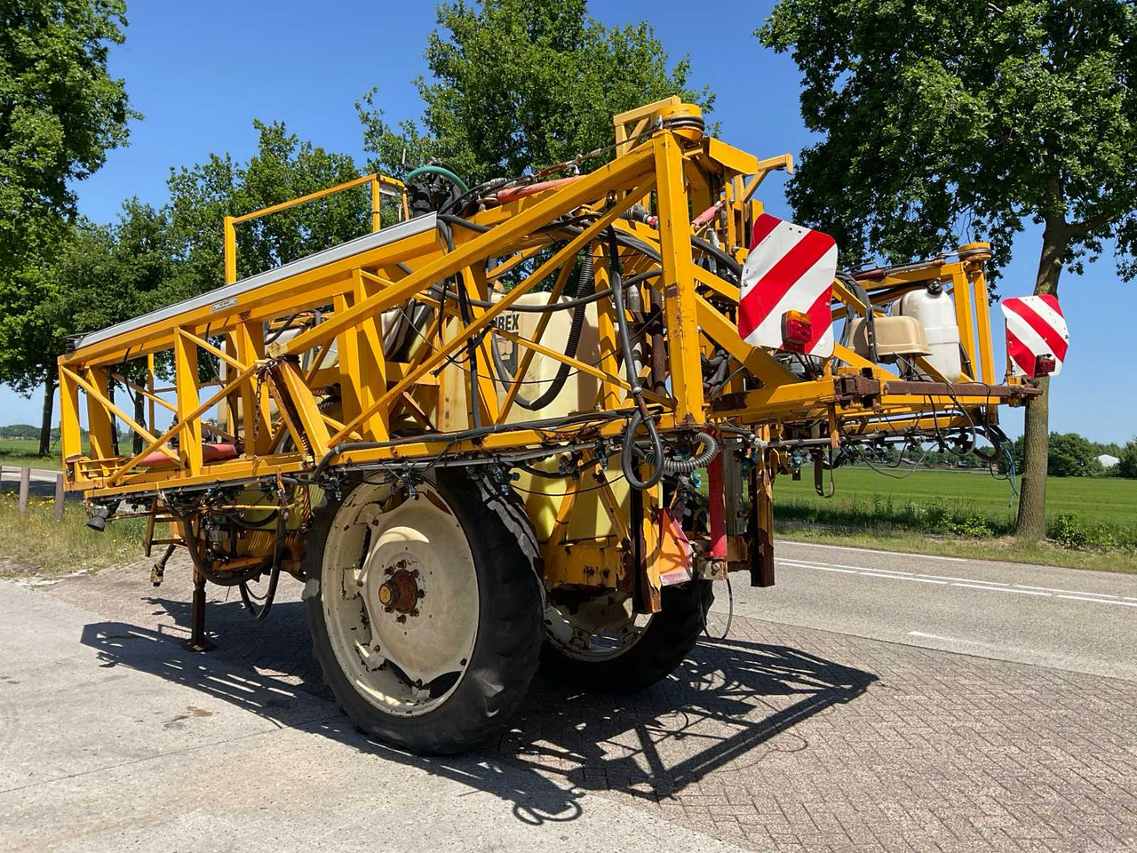 Dubex Nestor 950300 - Ψεκαστικό: φωτογραφία 3 Dubex Nestor 950300 - Ψεκαστικό: φωτογραφία 3