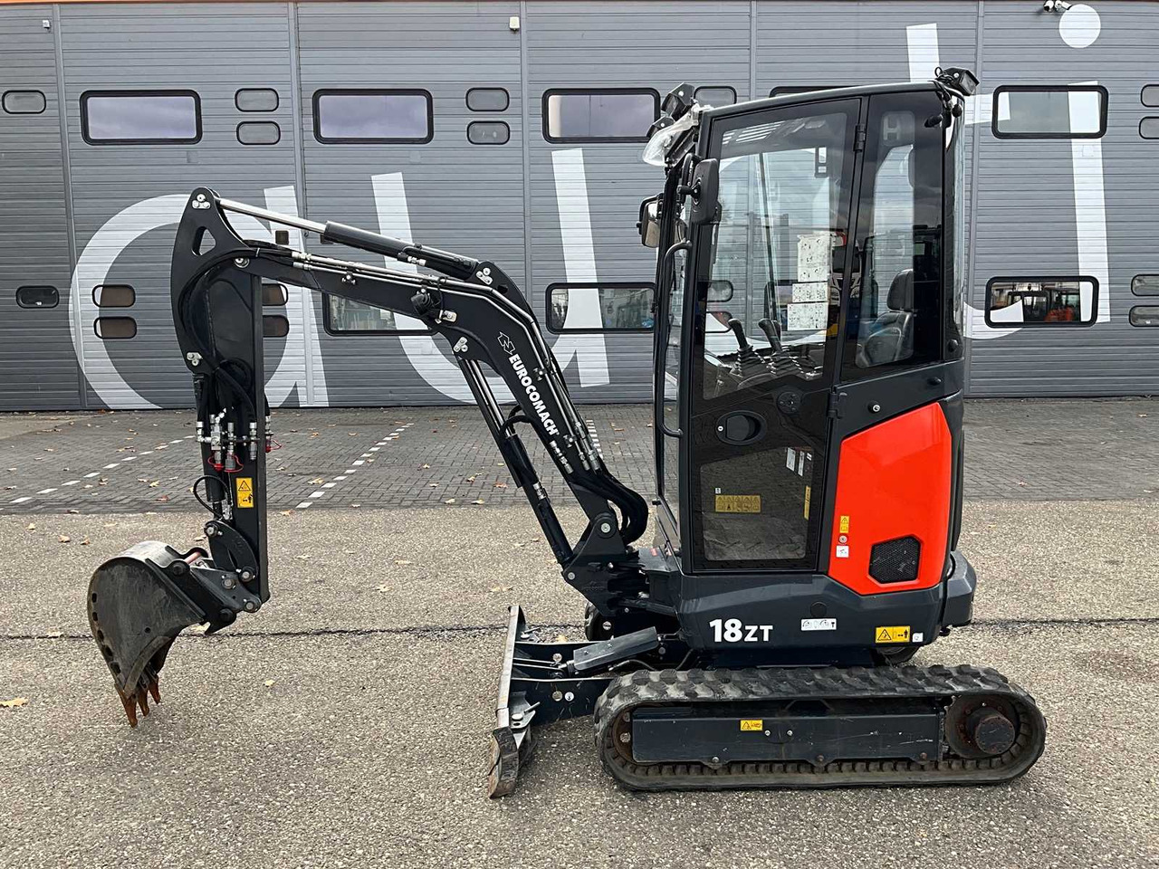 Eurocomach 18ZT - Μίνι εκσκαφέας: φωτογραφία 2 Eurocomach 18ZT - Μίνι εκσκαφέας: φωτογραφία 2
