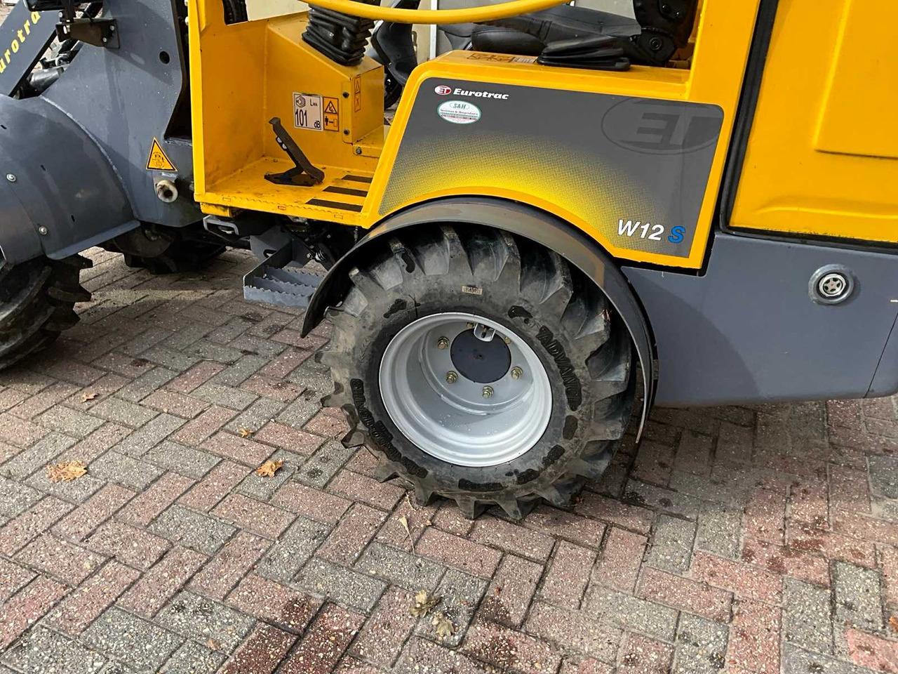 Eurotrac 2020 EUROTRAC W12S SHOVEL - Ελαστιχοφόρος φορτωτής: φωτογραφία 5 Eurotrac 2020 EUROTRAC W12S SHOVEL - Ελαστιχοφόρος φορτωτής: φωτογραφία 5