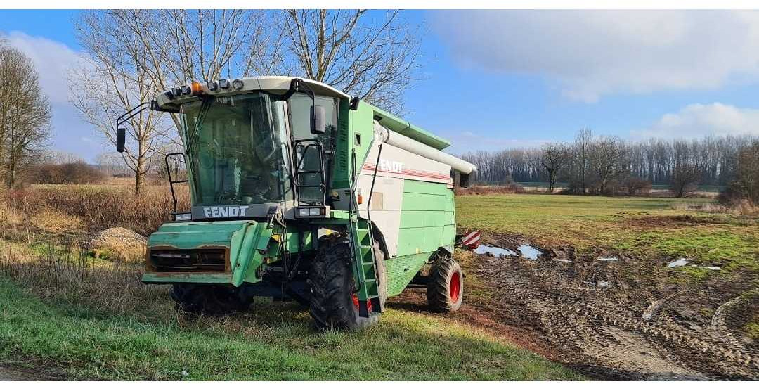 FENDT 8350 - Θεριζοαλωνιστική μηχανή: φωτογραφία 5 FENDT 8350 - Θεριζοαλωνιστική μηχανή: φωτογραφία 5