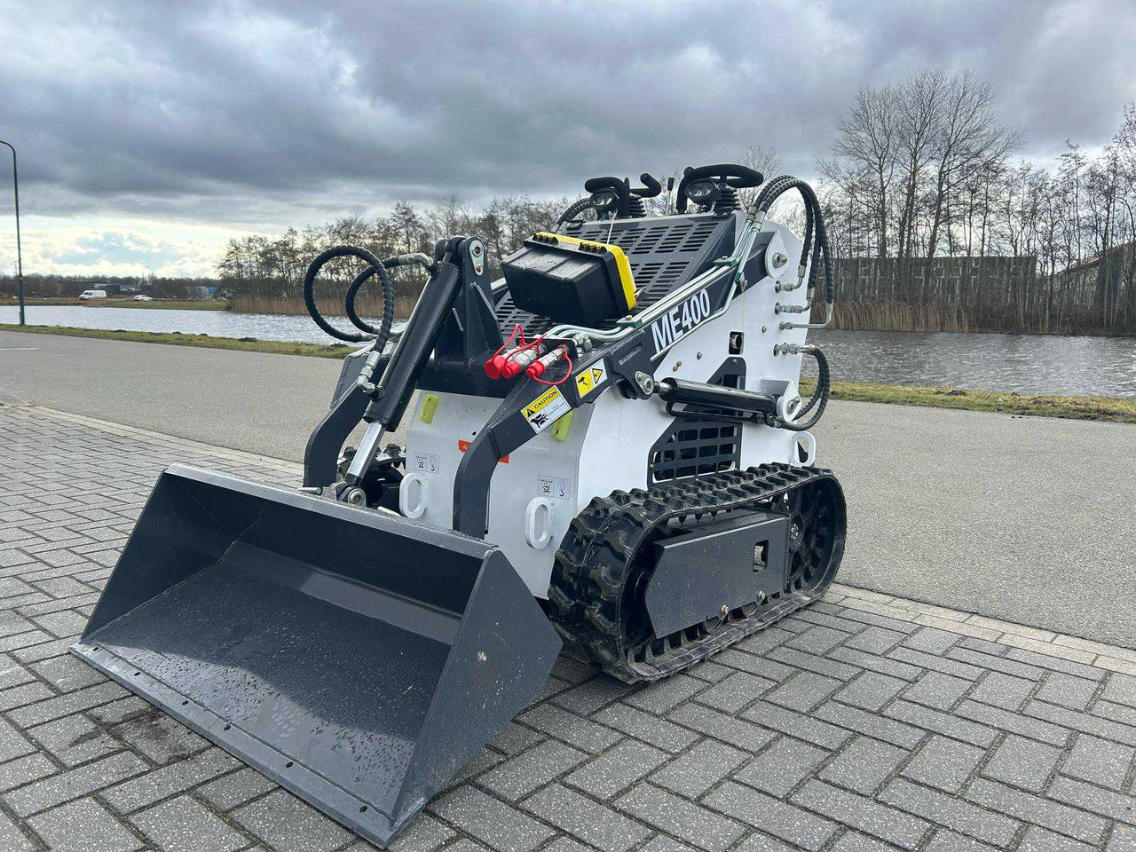 FF industrial ME400 - Ελαστιχοφόρος φορτωτής: φωτογραφία 1 FF industrial ME400 - Ελαστιχοφόρος φορτωτής: φωτογραφία 1