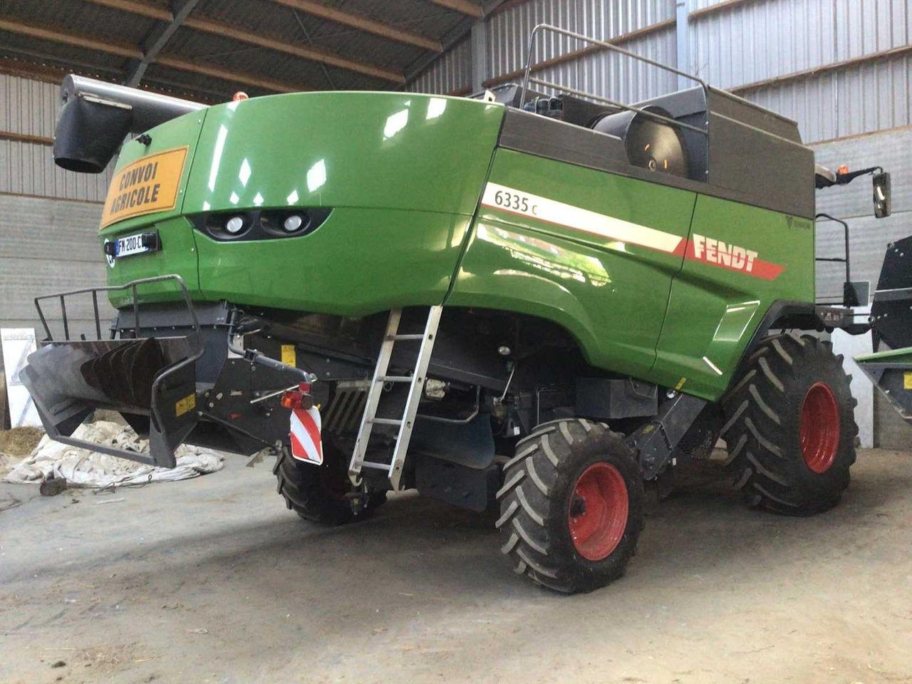 Fendt 6335C - Θεριζοαλωνιστική μηχανή: φωτογραφία 4 Fendt 6335C - Θεριζοαλωνιστική μηχανή: φωτογραφία 4