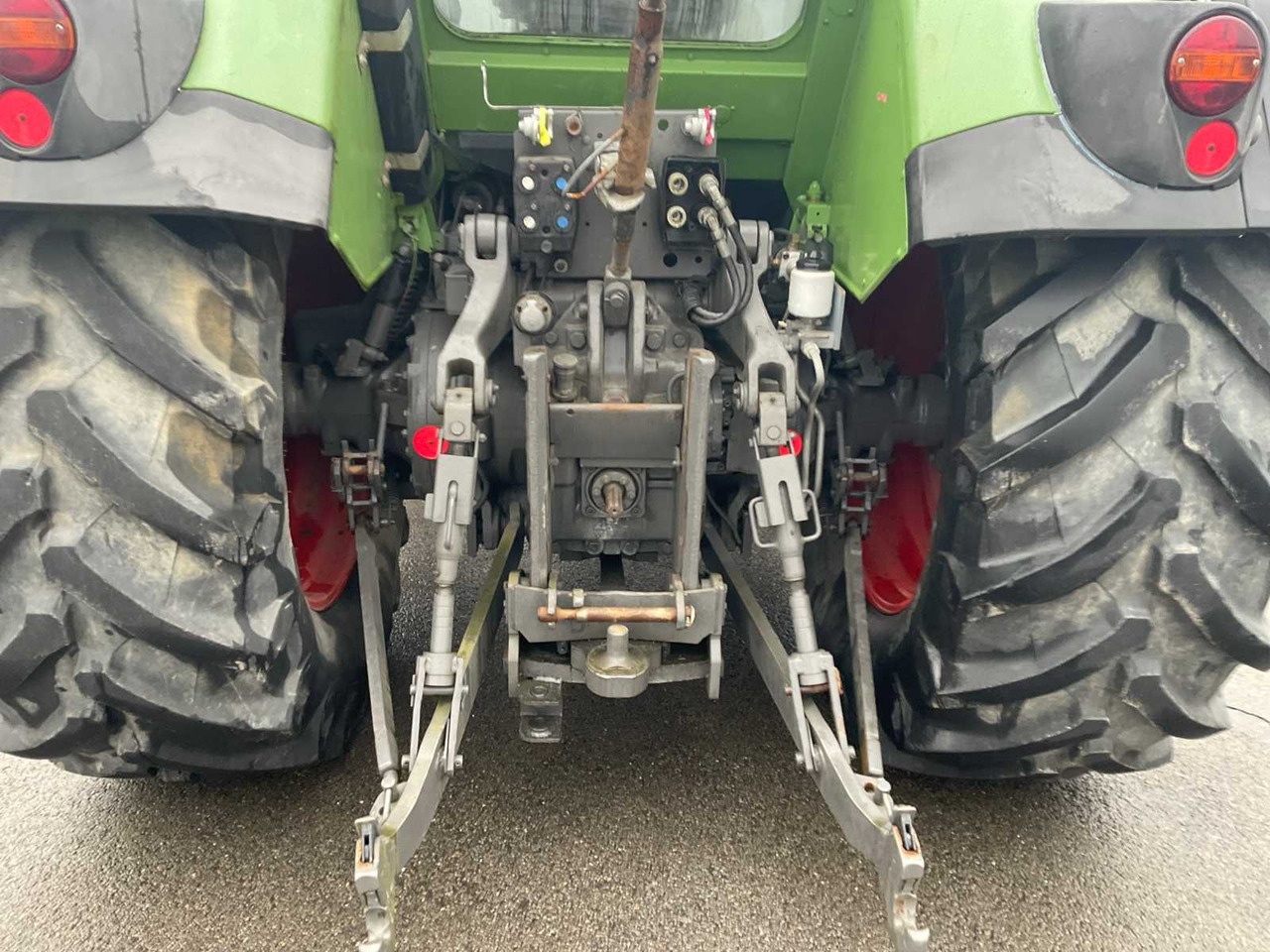Τρακτέρ Fendt 714: φωτογραφία 15