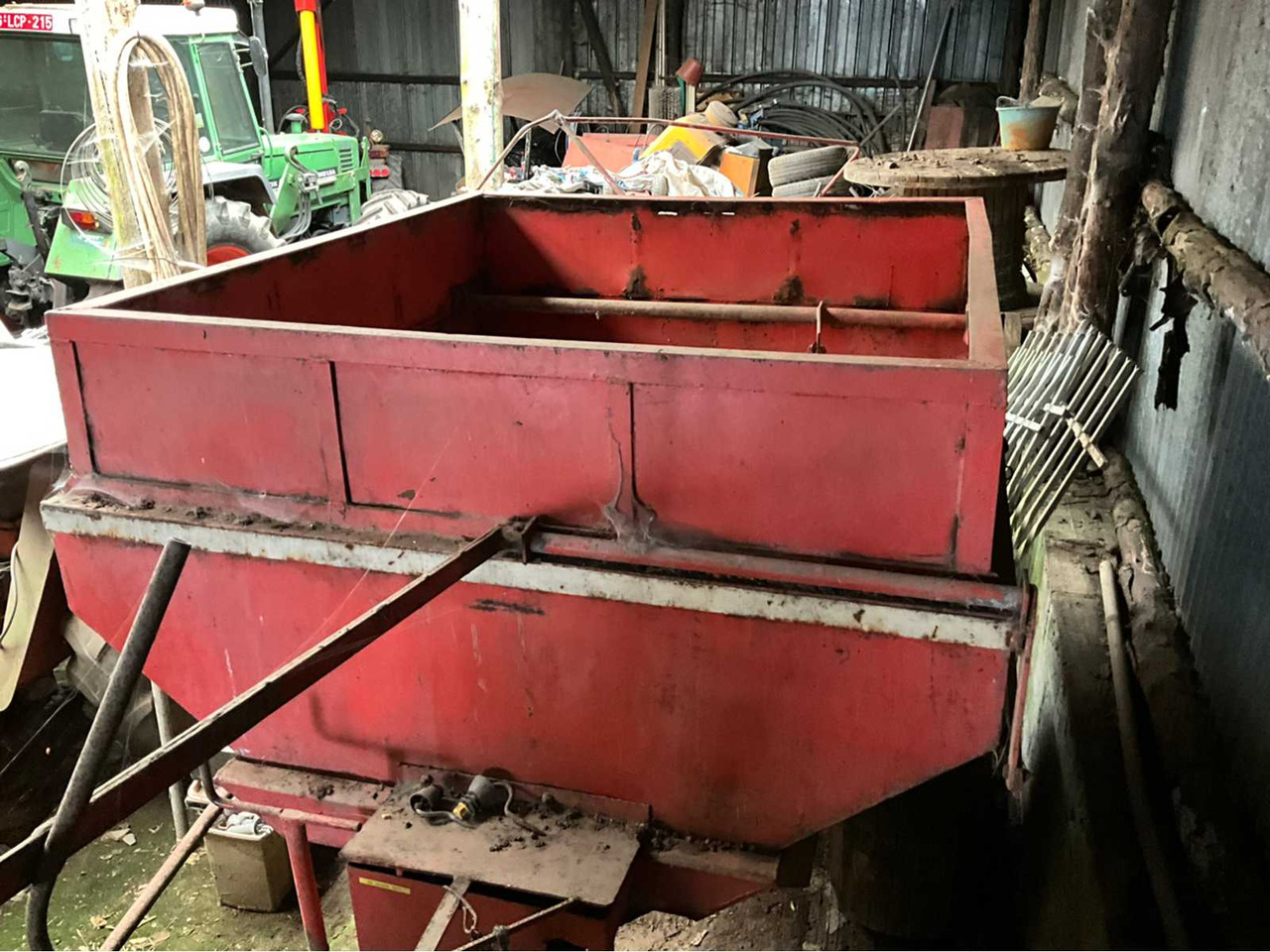Fertilizer Seeder - Μηχανήματα σποράς: φωτογραφία 3 Fertilizer Seeder - Μηχανήματα σποράς: φωτογραφία 3