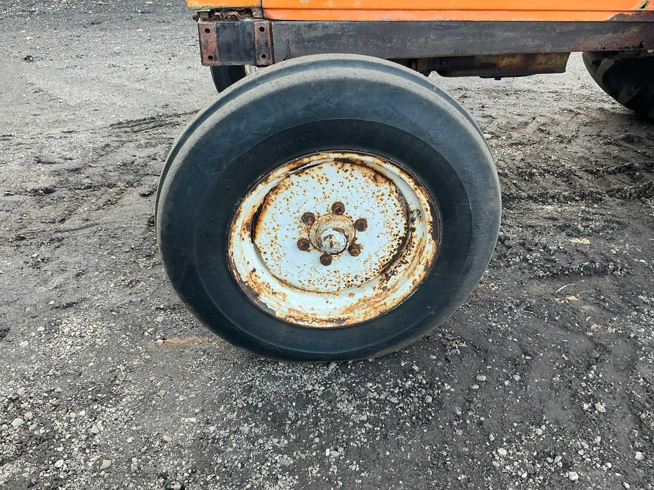 Τρακτέρ Fiat 780/8: φωτογραφία 9