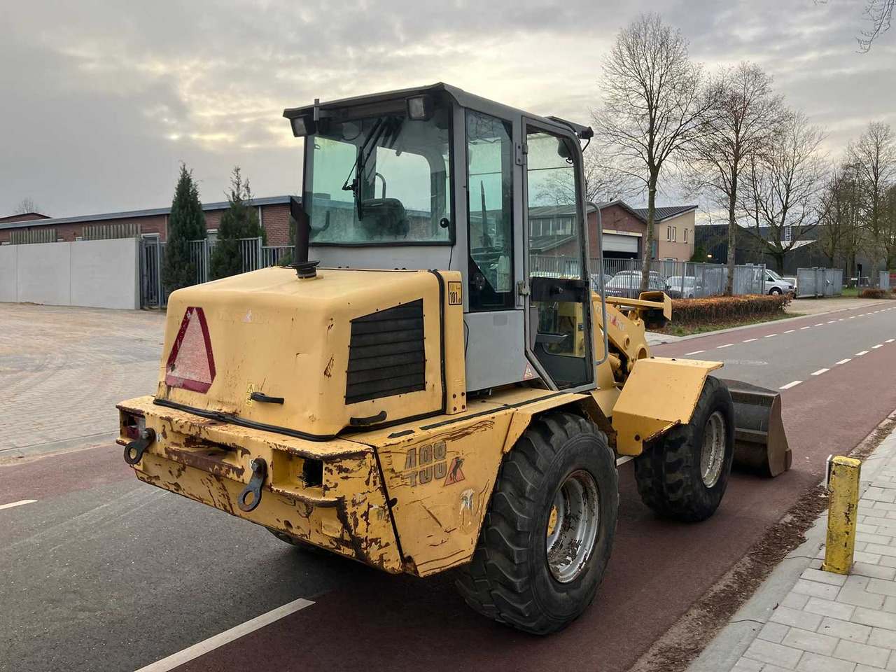 GEHL EUROPE - 2006 - KL498 - SHOVEL - Ελαστιχοφόρος φορτωτής: φωτογραφία 5 GEHL EUROPE - 2006 - KL498 - SHOVEL - Ελαστιχοφόρος φορτωτής: φωτογραφία 5