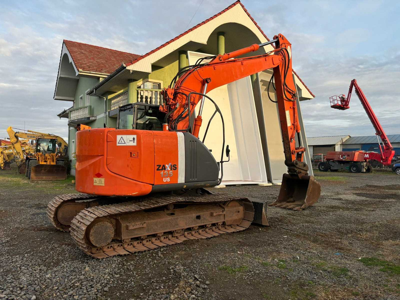 HITACHI - ZX135US - 3 - TRACKED EXCAVATOR - Εκσκαφέας: φωτογραφία 2 HITACHI - ZX135US - 3 - TRACKED EXCAVATOR - Εκσκαφέας: φωτογραφία 2