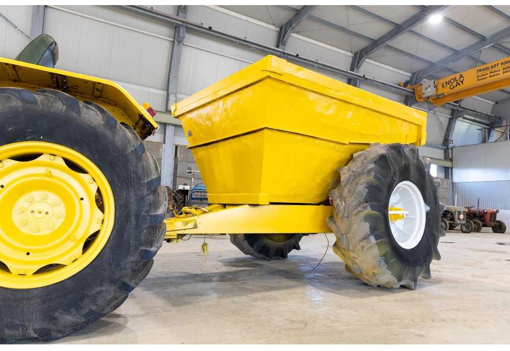 HUIR-HILL - MH 101 - 4-WHEEL DRIVE TRACTOR - Τρακτέρ: φωτογραφία 4 HUIR-HILL - MH 101 - 4-WHEEL DRIVE TRACTOR - Τρακτέρ: φωτογραφία 4