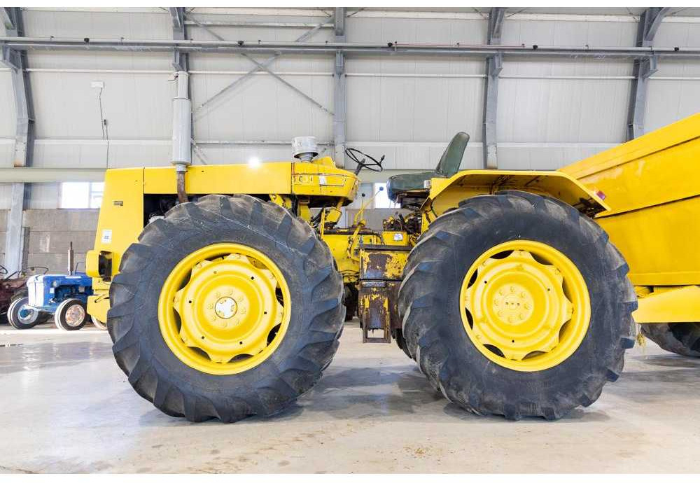 HUIR-HILL - MH 101 - 4-WHEEL DRIVE TRACTOR - Τρακτέρ: φωτογραφία 3 HUIR-HILL - MH 101 - 4-WHEEL DRIVE TRACTOR - Τρακτέρ: φωτογραφία 3