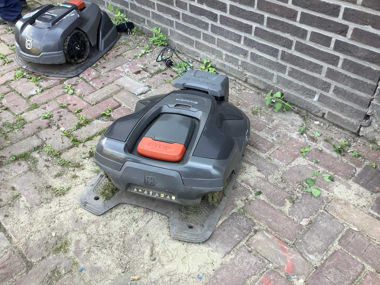 Husqvarna 310 - Χλοοκοπτικό: φωτογραφία 2 Husqvarna 310 - Χλοοκοπτικό: φωτογραφία 2