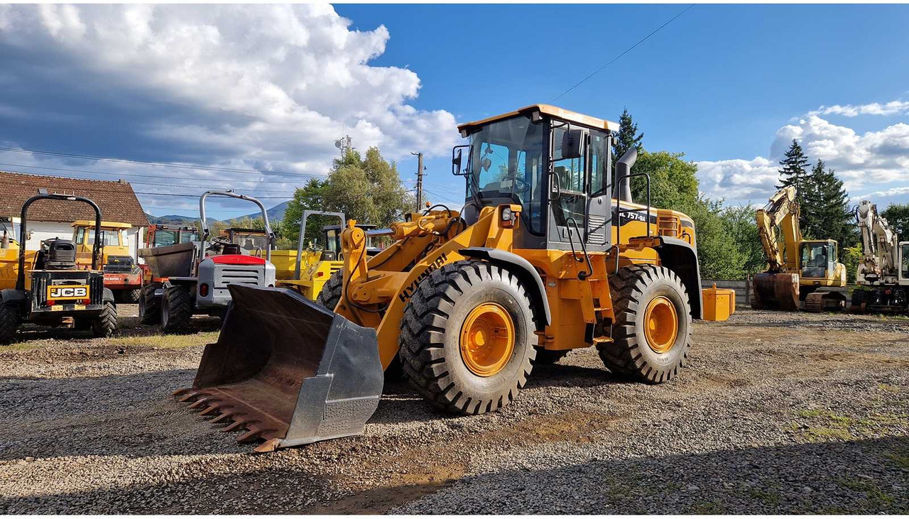 Hyundai HL757-9A - Ελαστιχοφόρος φορτωτής: φωτογραφία 1 Hyundai HL757-9A - Ελαστιχοφόρος φορτωτής: φωτογραφία 1