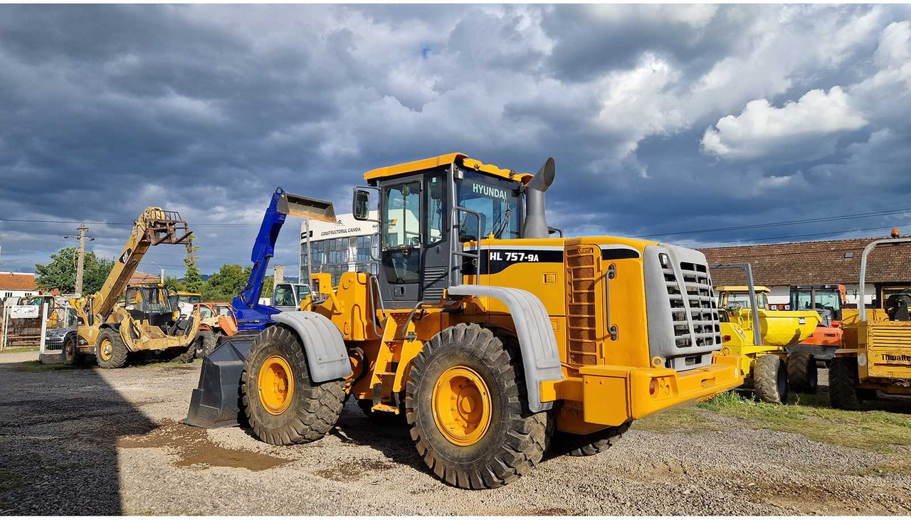 Hyundai HL757-9A - Ελαστιχοφόρος φορτωτής: φωτογραφία 5 Hyundai HL757-9A - Ελαστιχοφόρος φορτωτής: φωτογραφία 5