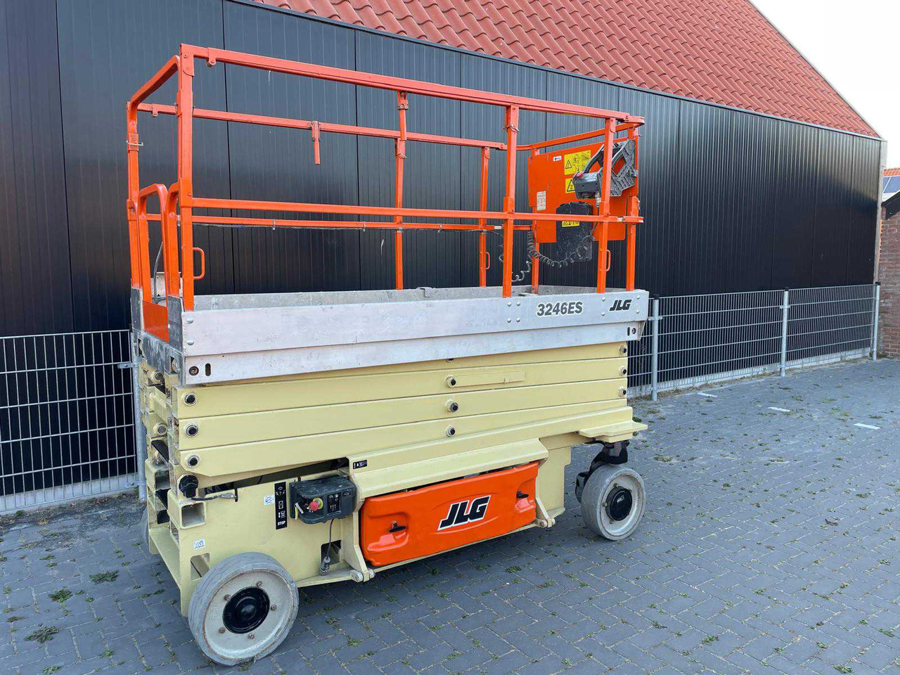 JLG 3246ES - Πλατφόρμα εναέρια: φωτογραφία 4 JLG 3246ES - Πλατφόρμα εναέρια: φωτογραφία 4