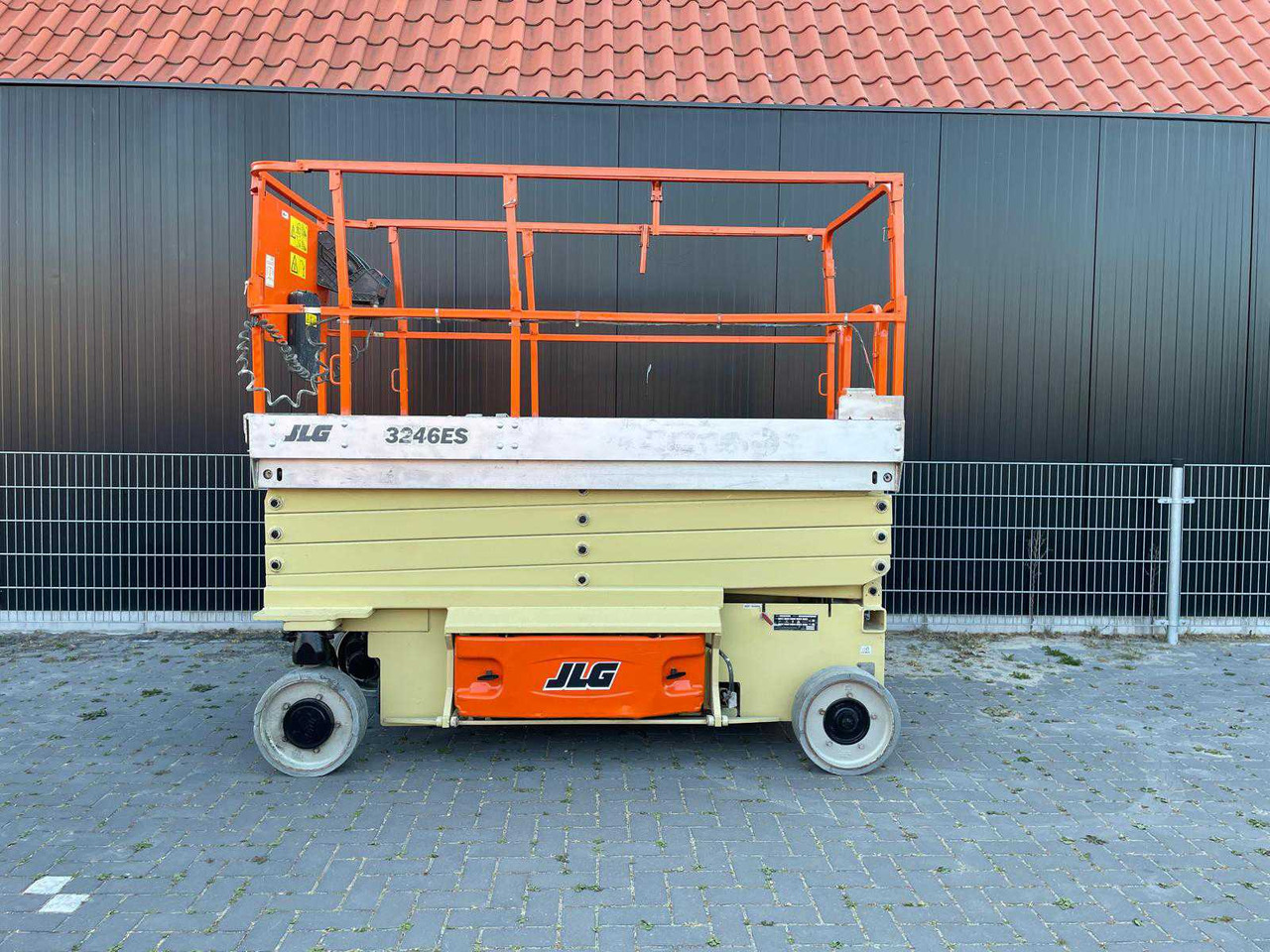 JLG 3246ES - Πλατφόρμα εναέρια: φωτογραφία 1 JLG 3246ES - Πλατφόρμα εναέρια: φωτογραφία 1