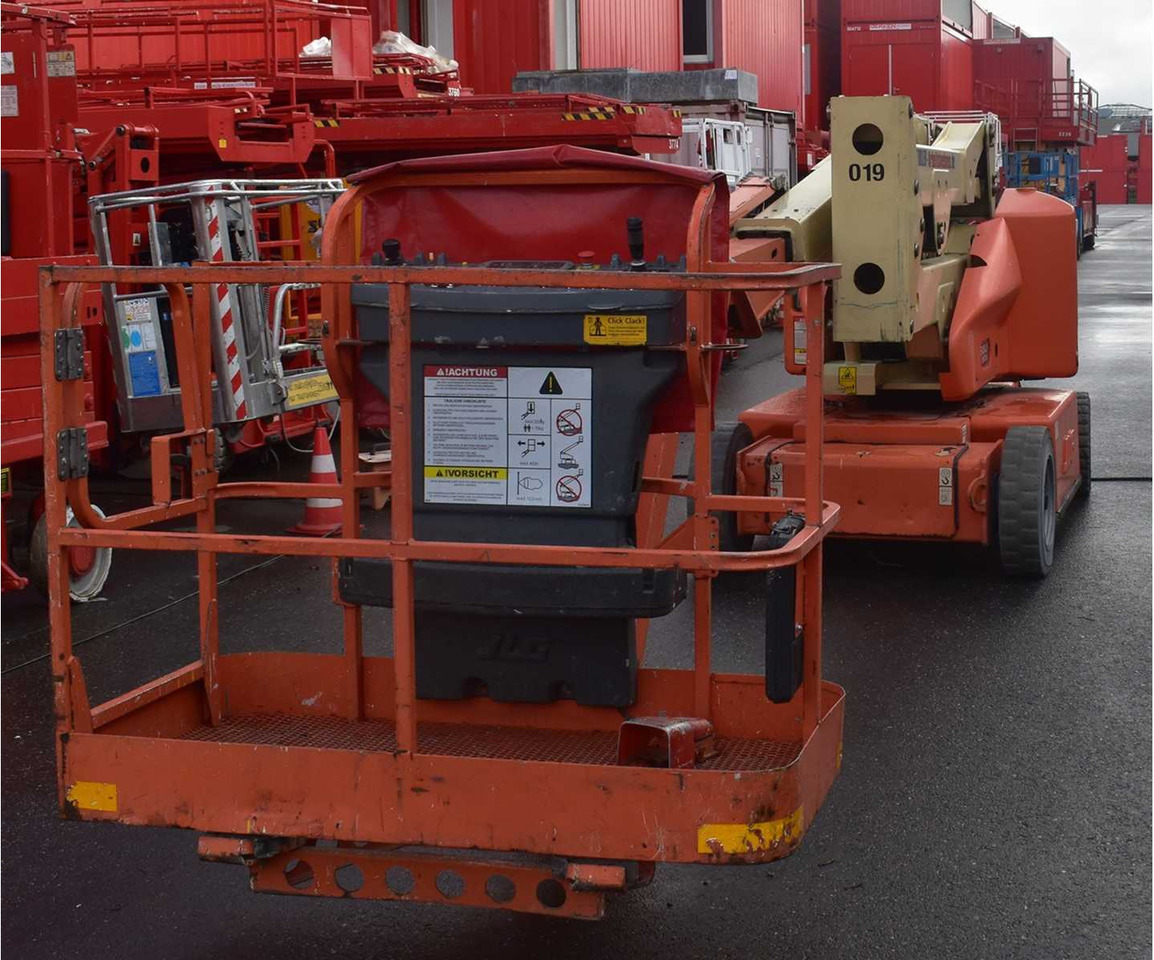 JLG E400AJPn - Πλατφόρμα εναέρια: φωτογραφία 1 JLG E400AJPn - Πλατφόρμα εναέρια: φωτογραφία 1