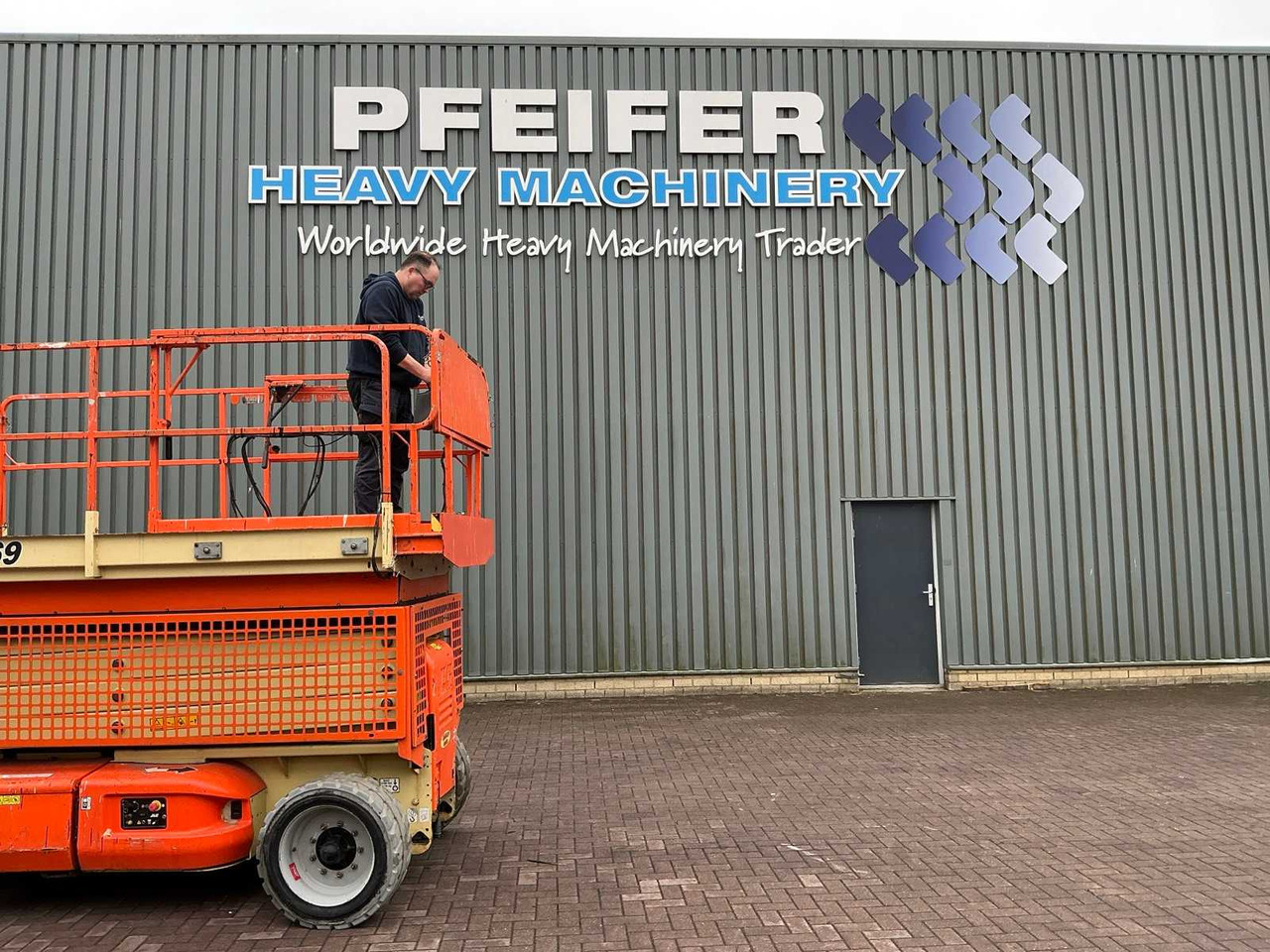 JLG M4069 - Πλατφόρμα εναέρια: φωτογραφία 3 JLG M4069 - Πλατφόρμα εναέρια: φωτογραφία 3