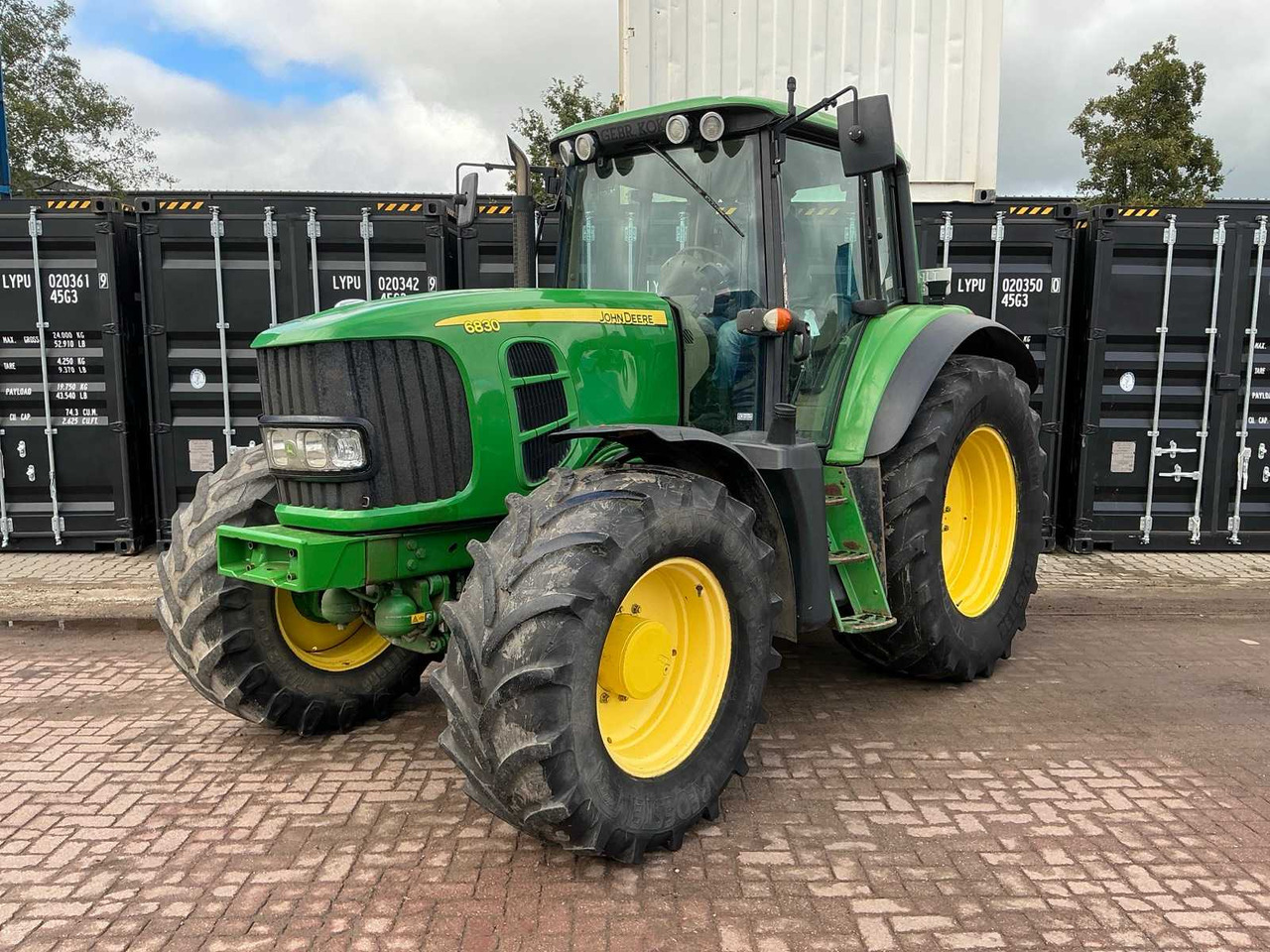 JOHN DEERE 6830 ALL-WHEEL DRIVE FARM TRACTOR - Τρακτέρ: φωτογραφία 1 JOHN DEERE 6830 ALL-WHEEL DRIVE FARM TRACTOR - Τρακτέρ: φωτογραφία 1