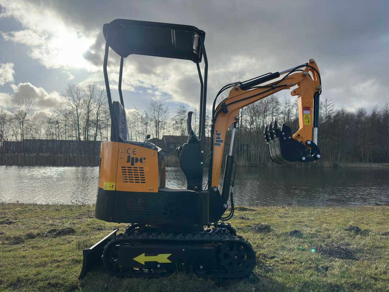 JPC HT12 - Μίνι εκσκαφέας: φωτογραφία 4 JPC HT12 - Μίνι εκσκαφέας: φωτογραφία 4